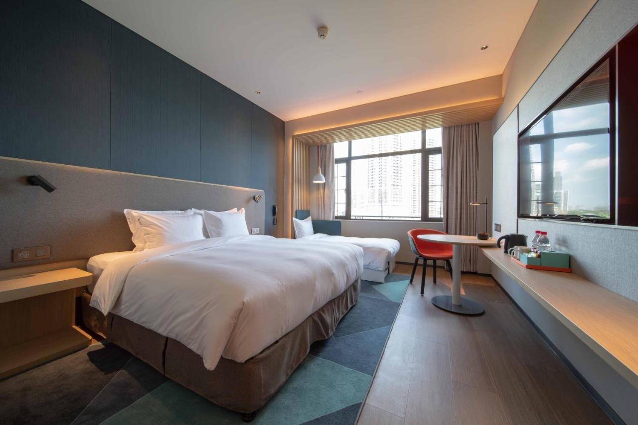 Holiday Inn Express Guangzhou Panyu, An Ihg Hotel Εξωτερικό φωτογραφία