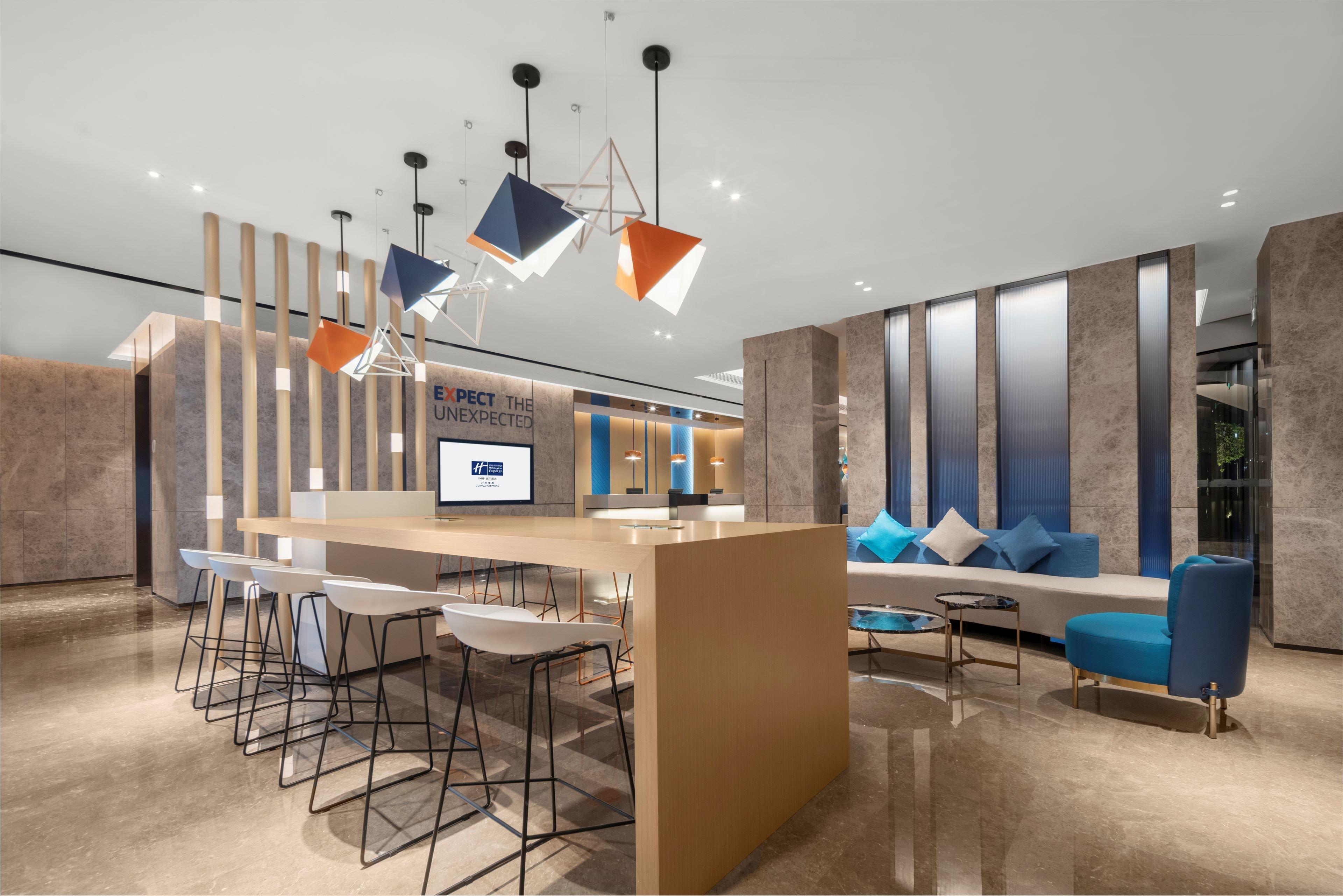 Holiday Inn Express Guangzhou Panyu, An Ihg Hotel Εξωτερικό φωτογραφία